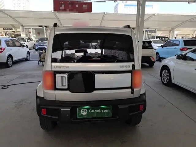 Baojun Yep — Фото автомобиля 5