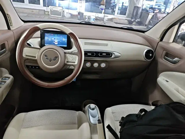 Wuling Hongguang Mini EV — Фото автомобиля 9