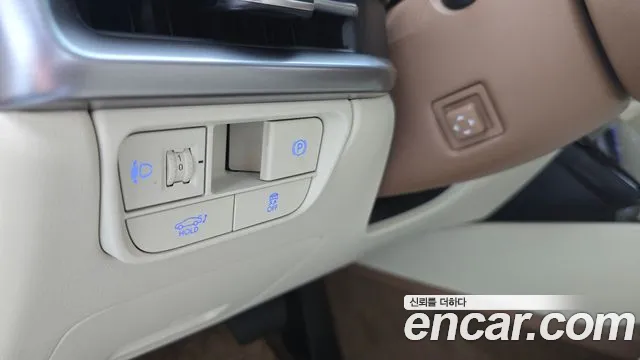 Hyundai Grandeur GN7 — Фото автомобиля 27