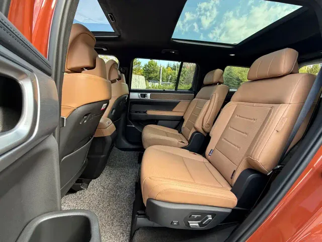 Hyundai Santa Fe — Фото автомобиля 9
