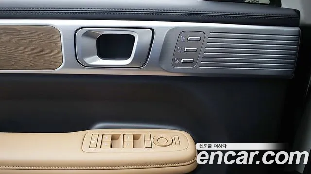 Hyundai Santa Fe MX5 — Фото автомобиля 16