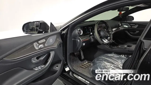 Mercedes-Benz CLS-Class — Фото автомобиля 10