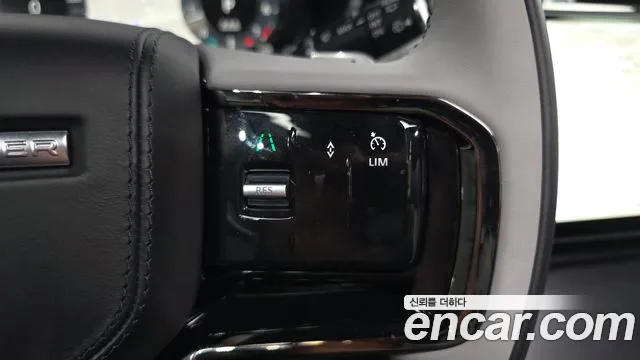 Land Rover Range Rover Velar — Фото автомобиля 17