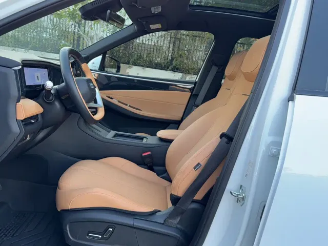 Geely Galaxy L7 — Фото автомобиля 9