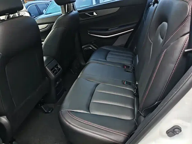 Changan CS75 — Фото автомобиля 16