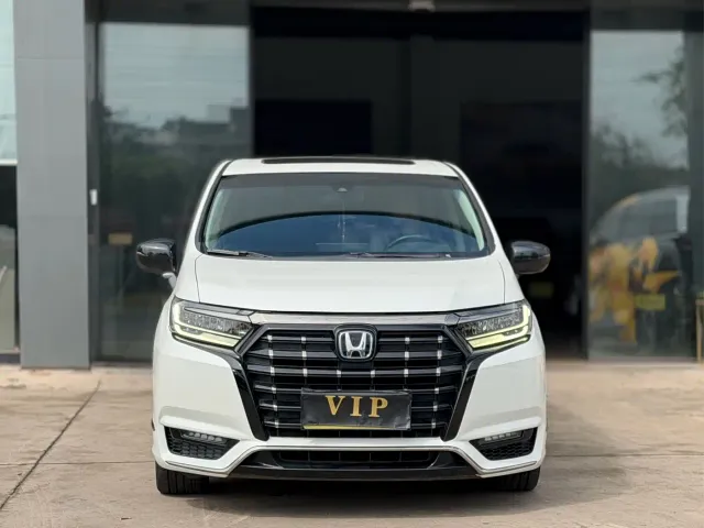 Honda Elysion — Фото автомобиля 2