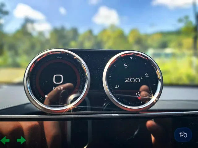 Xiaomi SU7 — Фото автомобиля 19