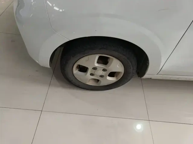 Roewe Clever — Фото автомобиля 22