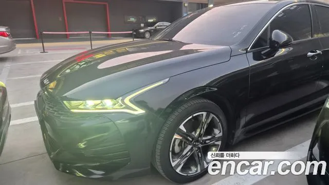 Фотография автомобиля — Kia K5 Generation 3