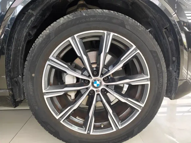 BMW X5 — Фото автомобиля 17