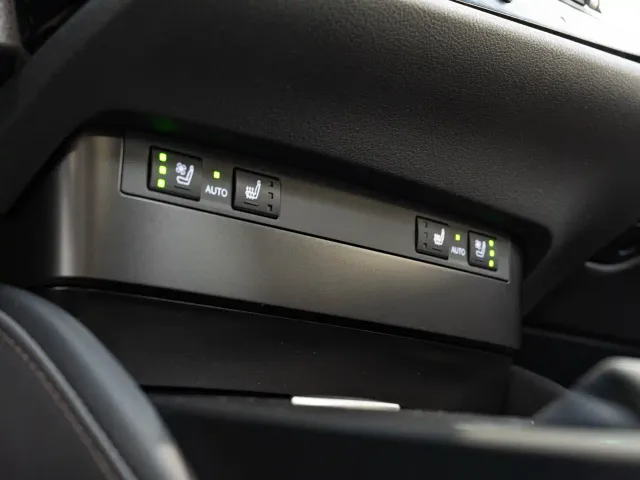 Lexus ES — Фото автомобиля 20