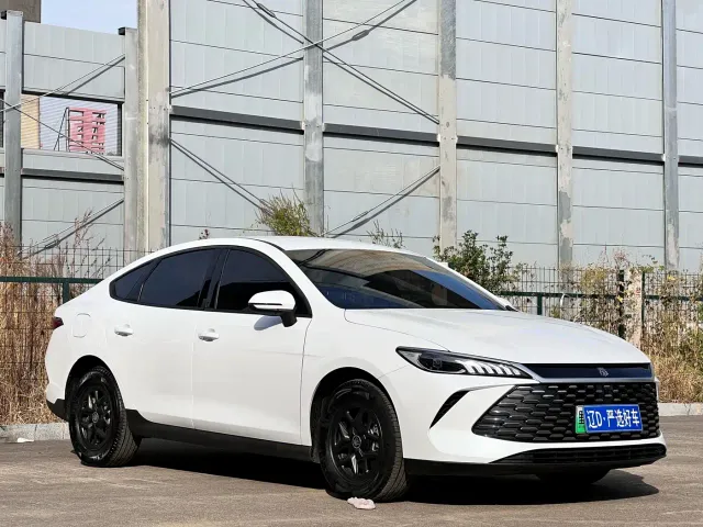 BYD Qin PLUS — Фото автомобиля 3
