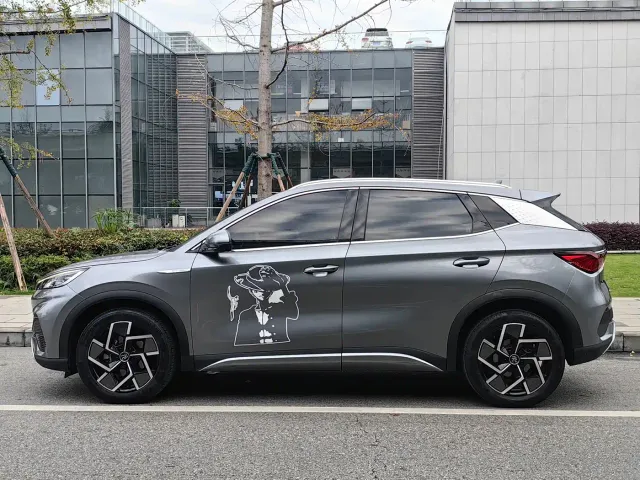 BYD Yuan PLUS — Фото автомобиля 12