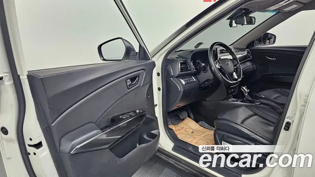 KG_Mobility_Ssangyong TIBOLI Very New Tivoli Бензин 1.5 2WD — Фото автомобиля 10