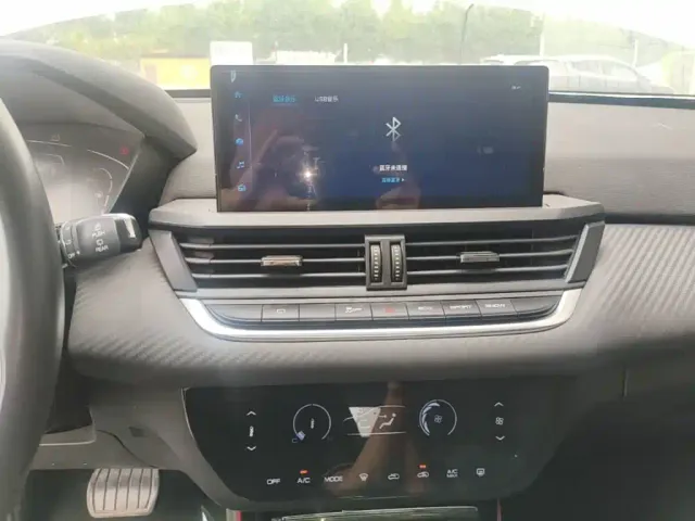 Dongfeng Yixuan GS — Фото автомобиля 12