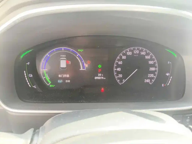 Honda Odyssey — Фото автомобиля 4