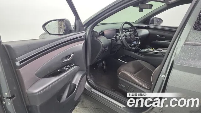 Hyundai Tucson Tucson (NX4) Бензин 1.6 турбо 2WD — Фото автомобиля 9