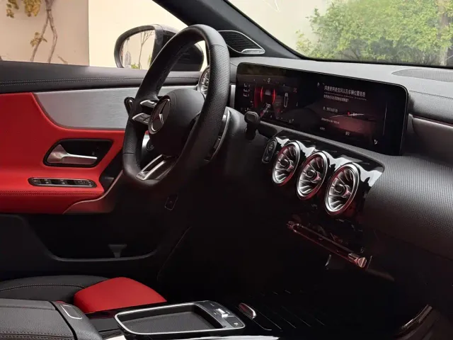 Mercedes-Benz A-Class AMG — Фото автомобиля 6