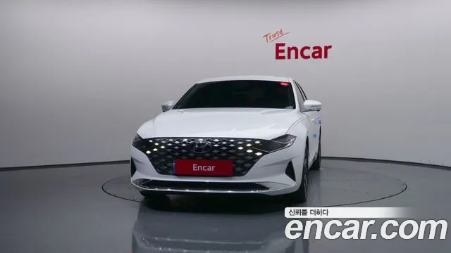 Hyundai Grandeur — Фото автомобиля 2