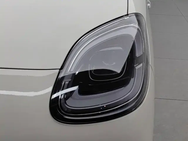 Wuling Hongguang Mini EV — Фото автомобиля 7