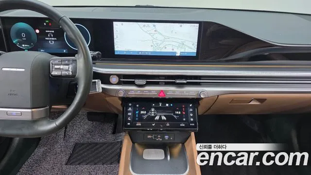Hyundai Grandeur GN7 — Фото автомобиля 14