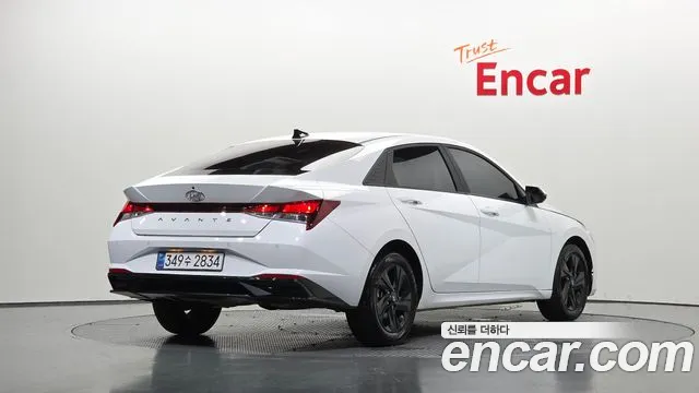 Hyundai AVANTE Avante (CN7) — Фото автомобиля 2