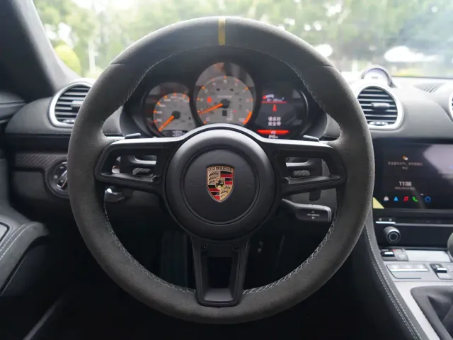 Porsche 718 — Фото автомобиля 15