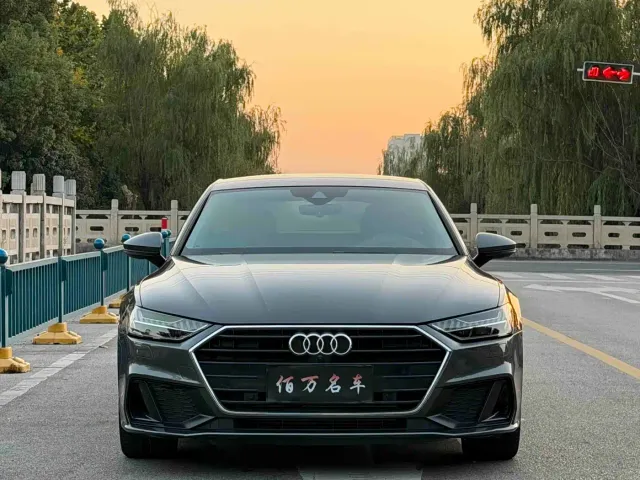 Audi A7 — Фото автомобиля 2