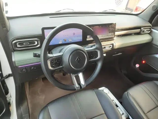 Baojun Yep — Фото автомобиля 10