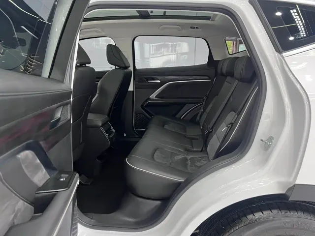 Haval H6 — Фото автомобиля 11