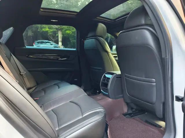 Cadillac CT6 — Фото автомобиля 11