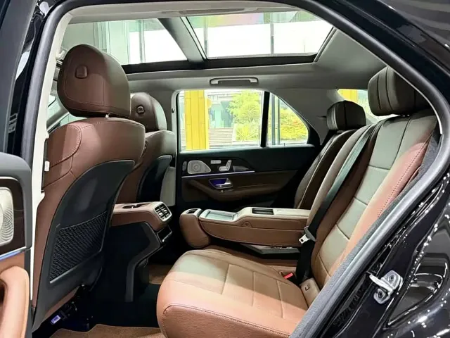 Mercedes-Benz GLE-Class — Фото автомобиля 4