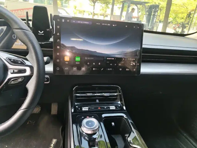 Wuling Starlight — Фото автомобиля 12