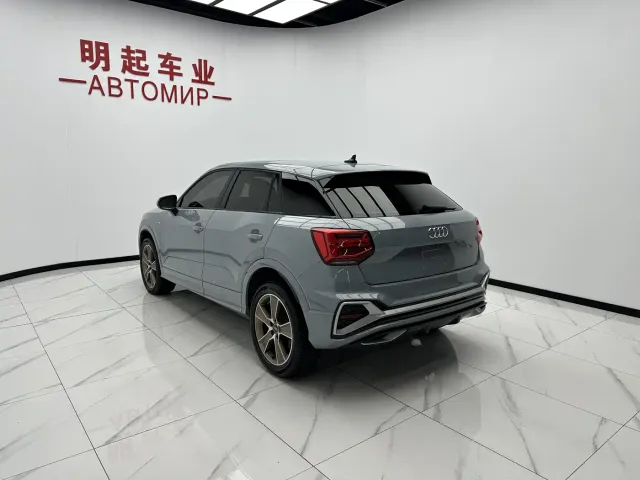 Audi Q2L — Фото автомобиля 8