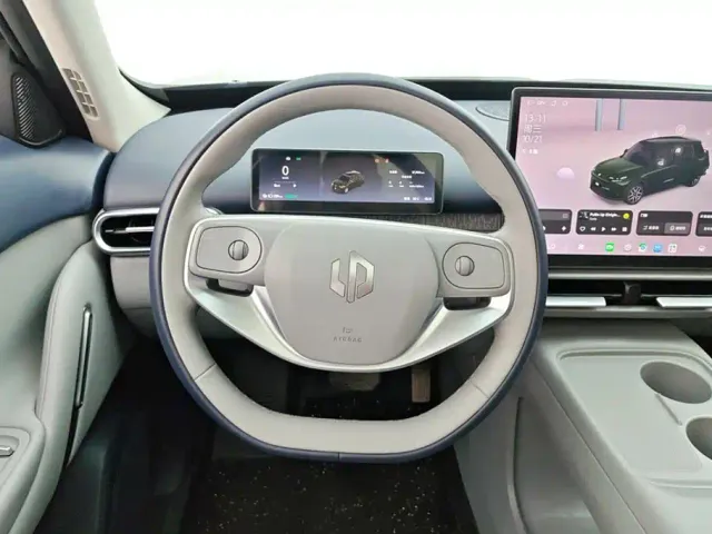 Leapmotor A10 — Фото автомобиля 15