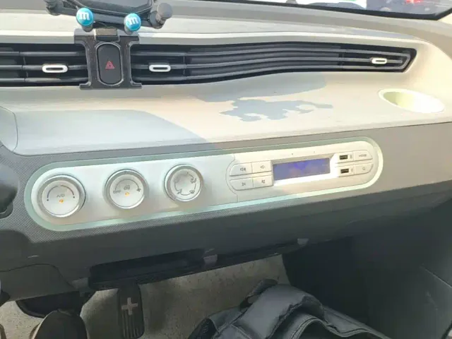 Wuling Hongguang Mini EV — Фото автомобиля 12