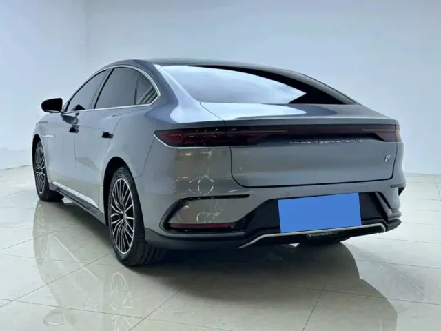BYD Han — Фото автомобиля 5