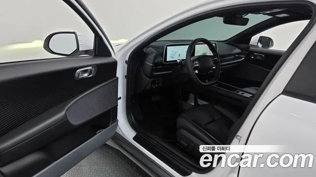 Hyundai Ioniq 6 — Фото автомобиля 15