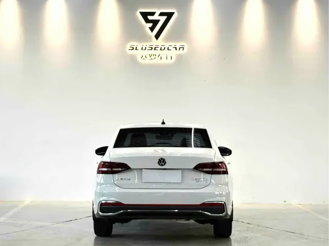 Volkswagen Lavida — Фото автомобиля 8