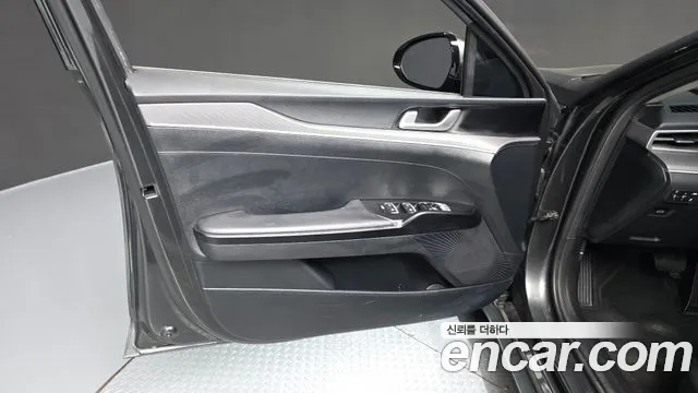 Kia K5 Generation 3 — Фото автомобиля 13