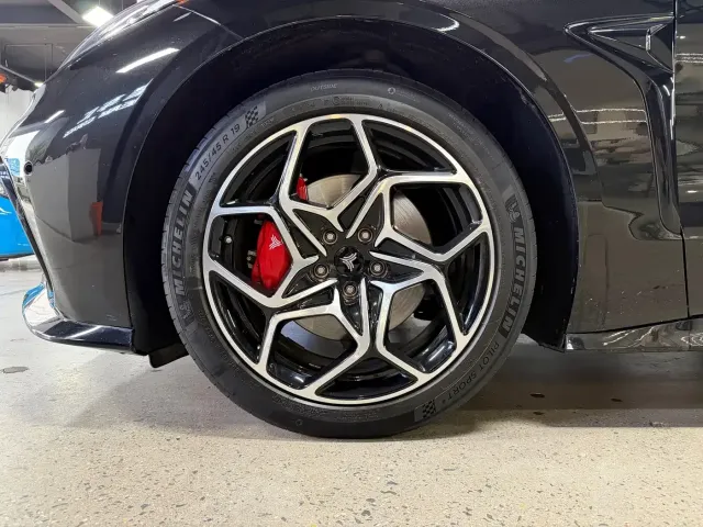 Hozon Neta GT — Фото автомобиля 26