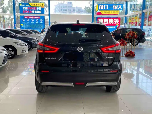 Nissan Qashqai — Фото автомобиля 5