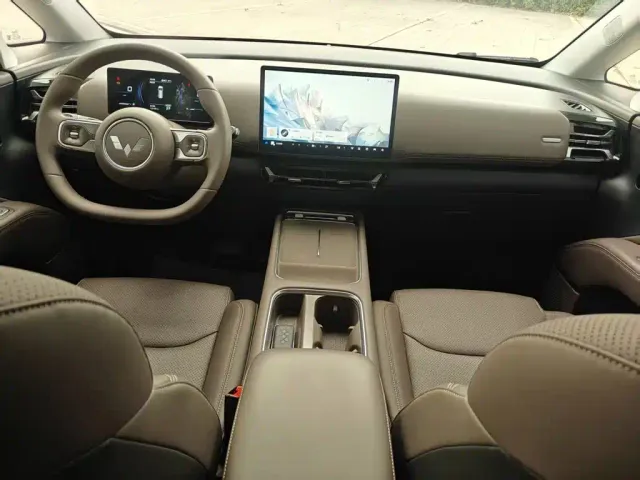 Wuling Starlight 730 — Фото автомобиля 9