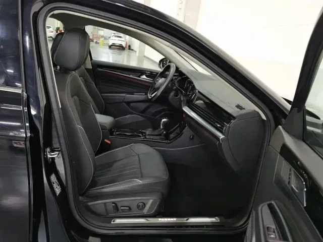 Volkswagen Passat — Фото автомобиля 23