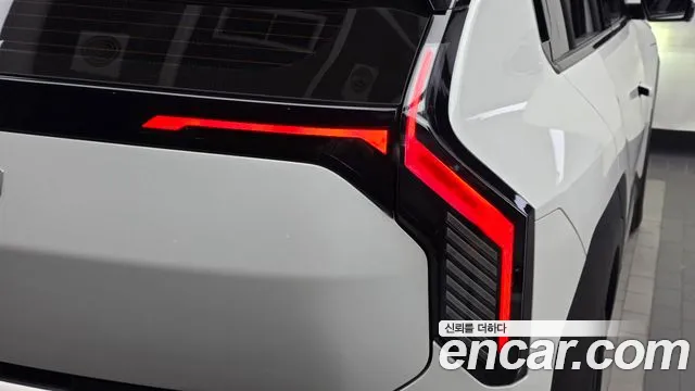 Kia EV3 — Фото автомобиля 8