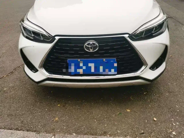 Toyota YARiS L Zhi Xuan — Фото автомобиля 2