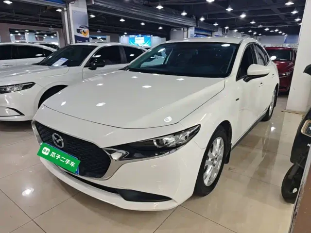 Фотография автомобиля — Mazda Axela