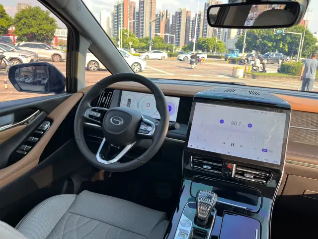 GAC Trumpchi M8 — Фото автомобиля 12