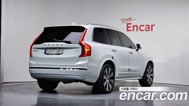 Вольво XC90 — Фото автомобиля 2
