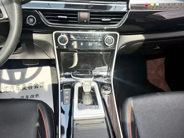 Kia Seltos — Фото автомобиля 21